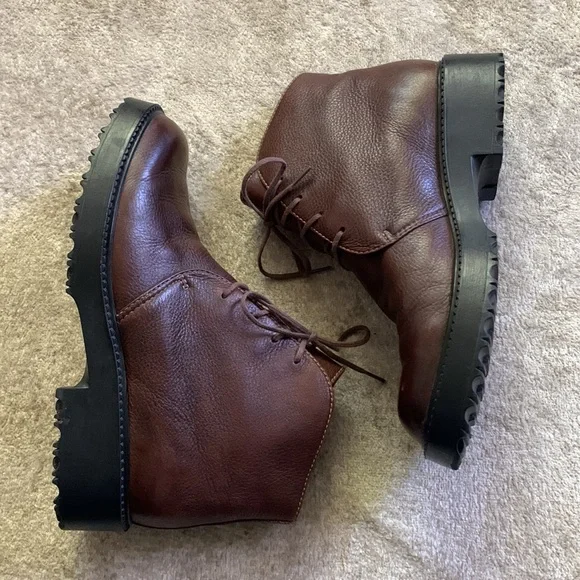 Vintage Clarks Chunky Ankle Boots - Women’s Size 7 - Picture 1 of 4